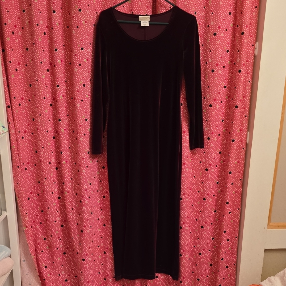 Elegant Black Velvet Dress